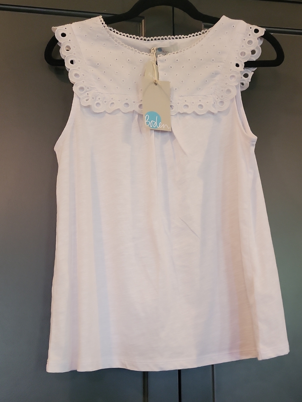 Boden White Eyelet Collar Sleeveless Tank